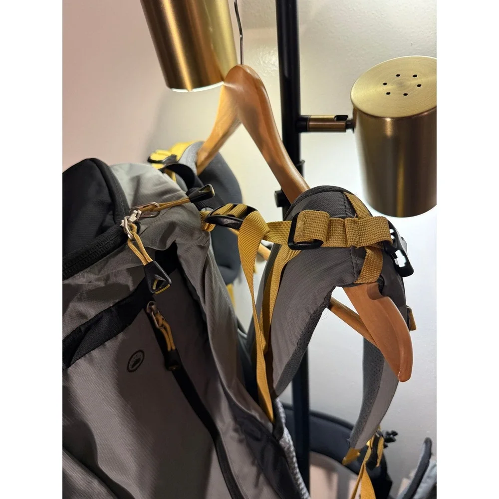 REI Co-op backpack Grand Tour 85 technical daypack gray extra comfort 85L‎ large